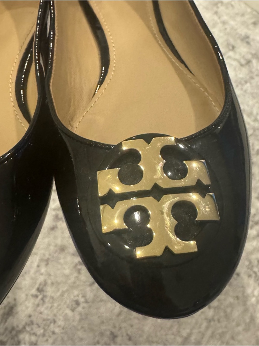 Tory Burch Black Patent Leather Logo Ballet Flats with Gold Emblem - Picture 4 of 8